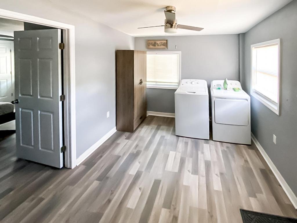 Sarasota Modern, Spacious, Comfy, Queen Beds, Backyard Rental Exterior foto